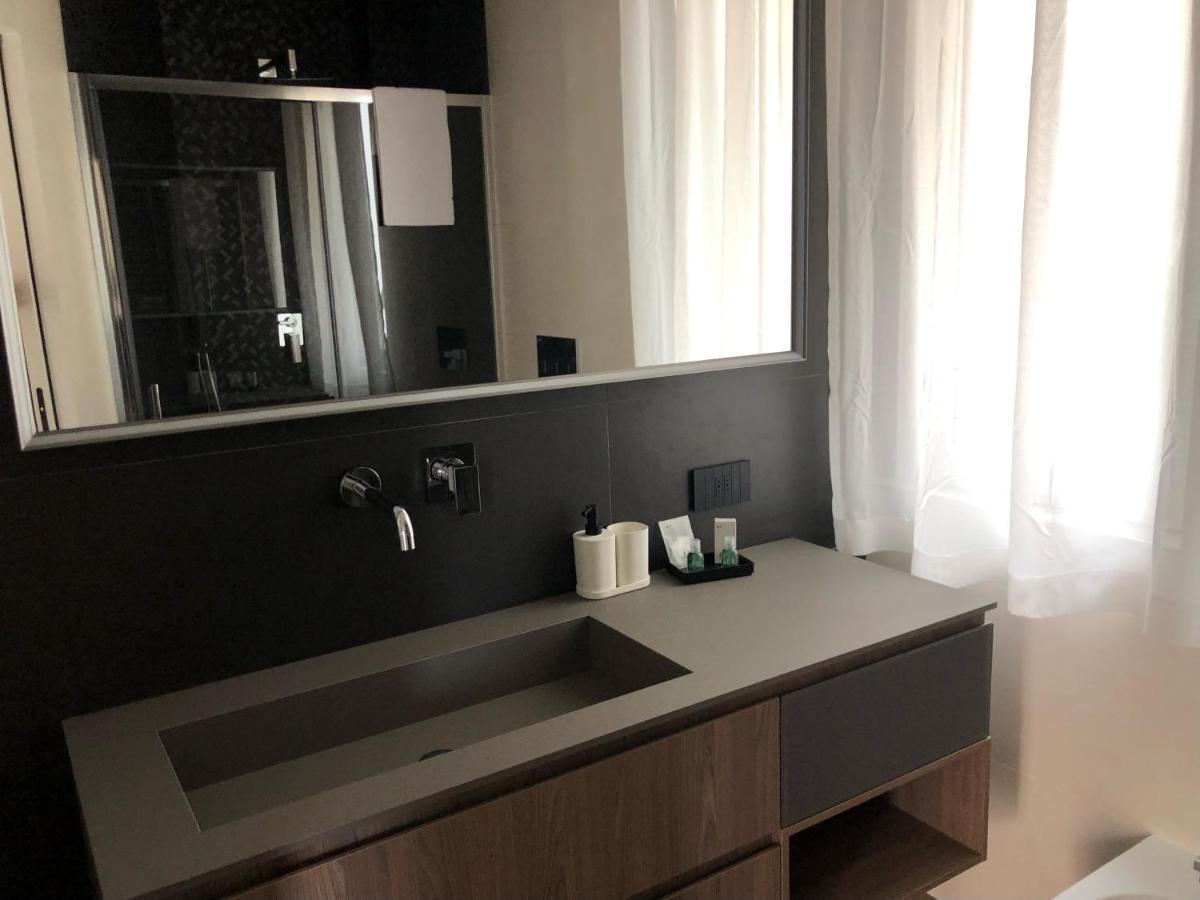 Borgiarooms Luxury Apartment 밀라초 외부 사진