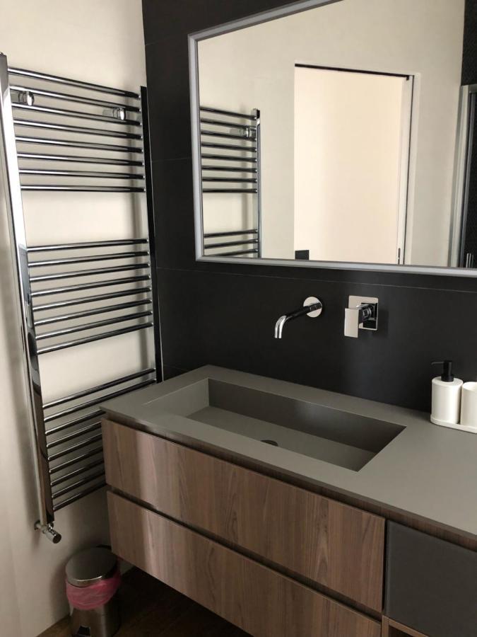 Borgiarooms Luxury Apartment 밀라초 외부 사진