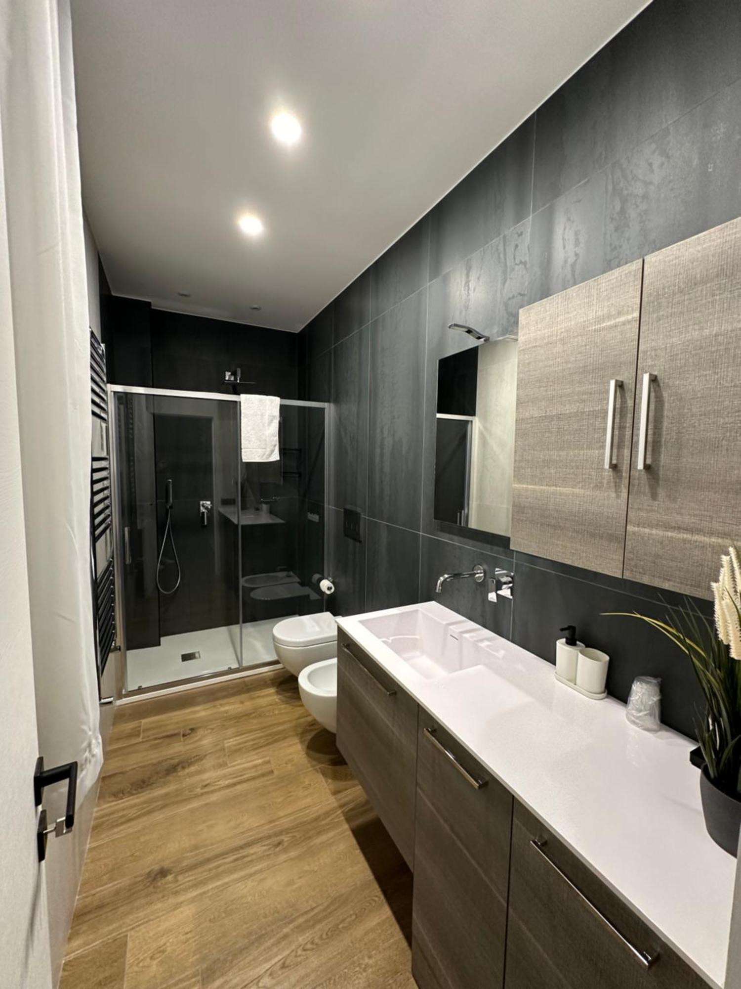 Borgiarooms Luxury Apartment 밀라초 외부 사진