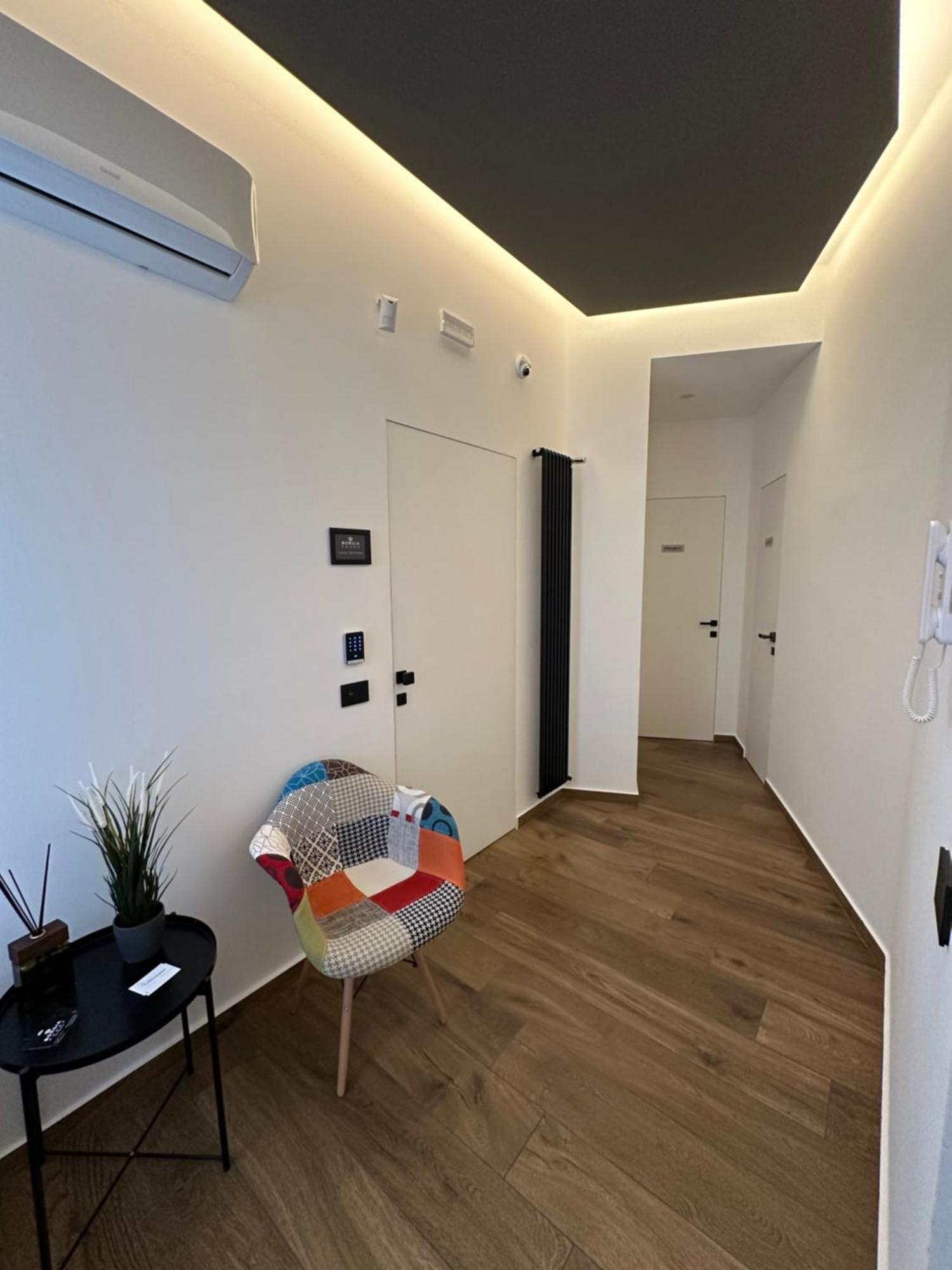 Borgiarooms Luxury Apartment 밀라초 외부 사진