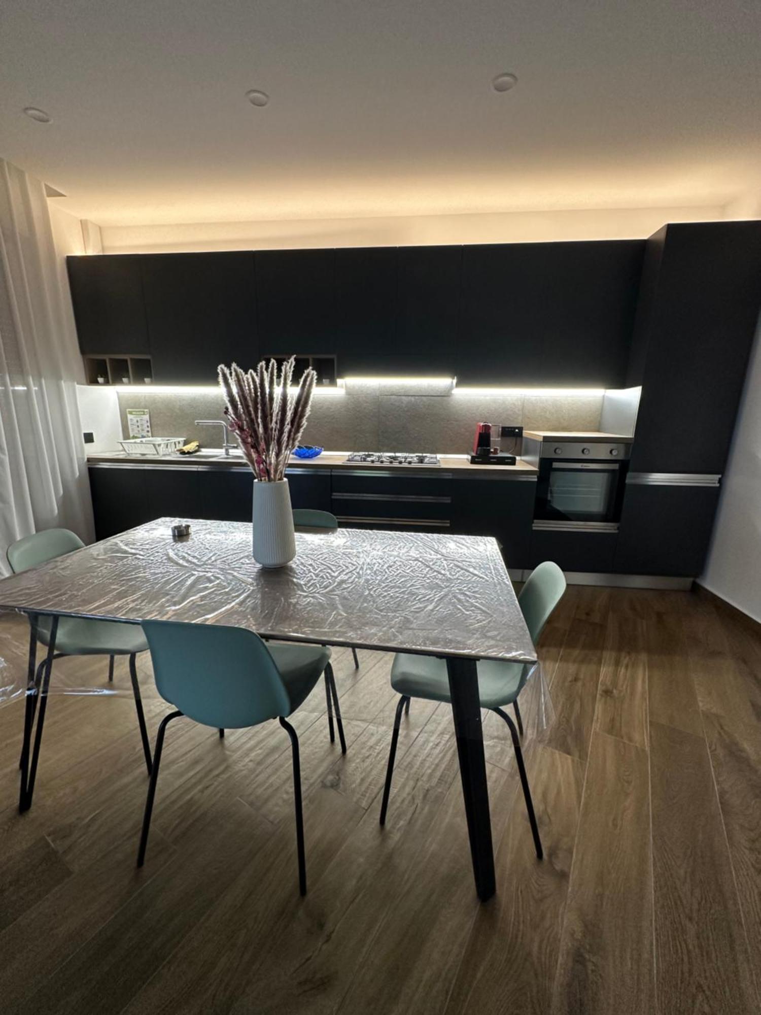 Borgiarooms Luxury Apartment 밀라초 외부 사진